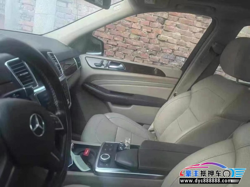 15年奔驰MLSUV抵押车出售