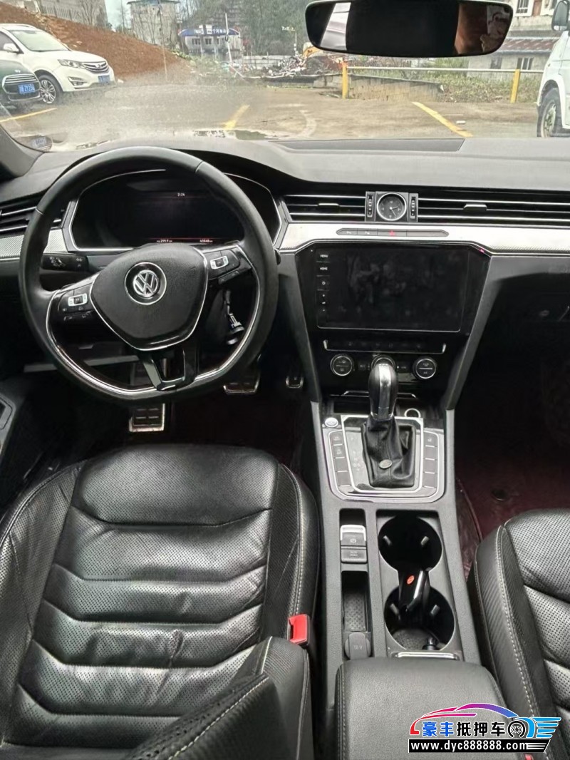 19年大众CC轿车抵押车出售