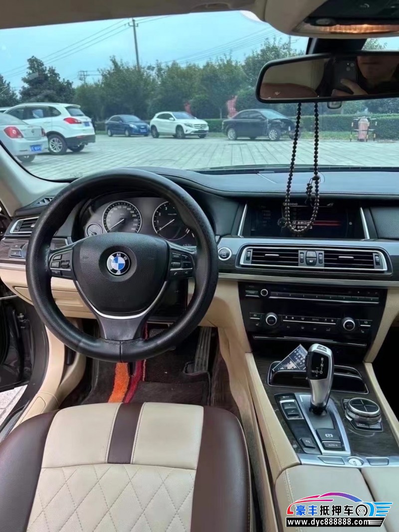 13年宝马7系轿车抵押车出售