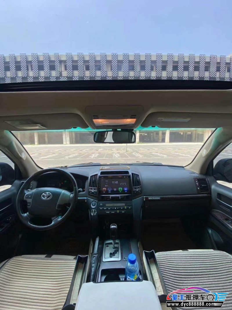12年丰田兰德酷路泽（陆巡）轿车抵押车出售