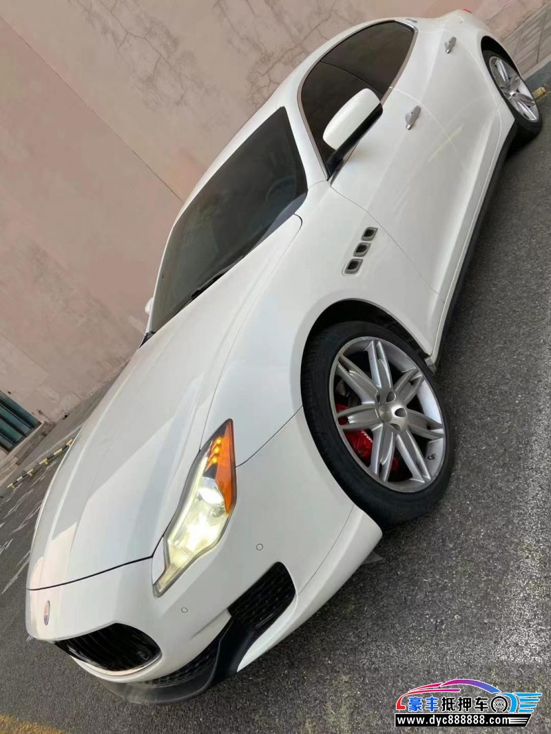 14年玛莎拉蒂总裁轿车抵押车出售