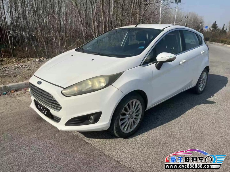 14年福特嘉年华轿车抵押车出售