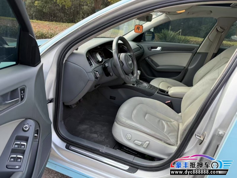 12年奥迪A4L轿车抵押车出售