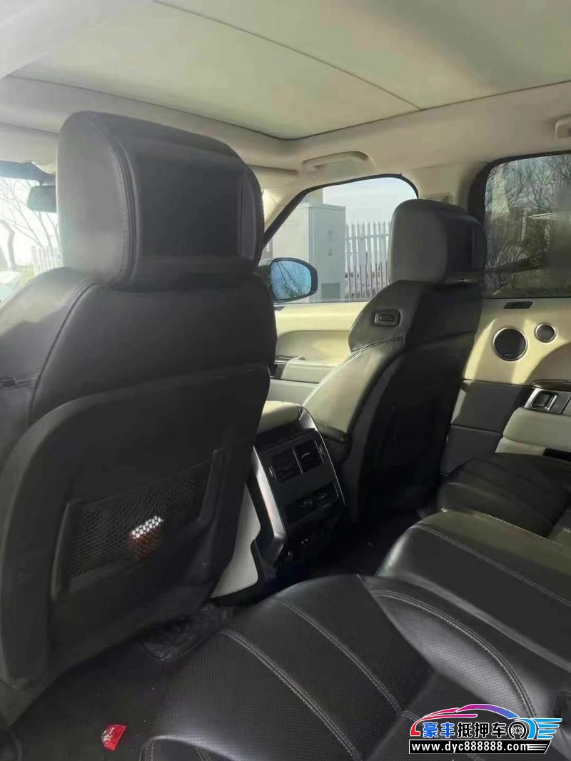 15年路虎揽胜运动轿车抵押车出售