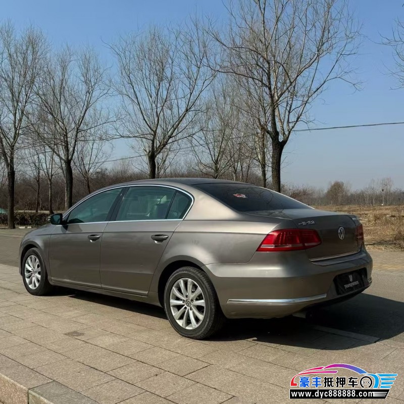 14年大众迈腾轿车抵押车出售