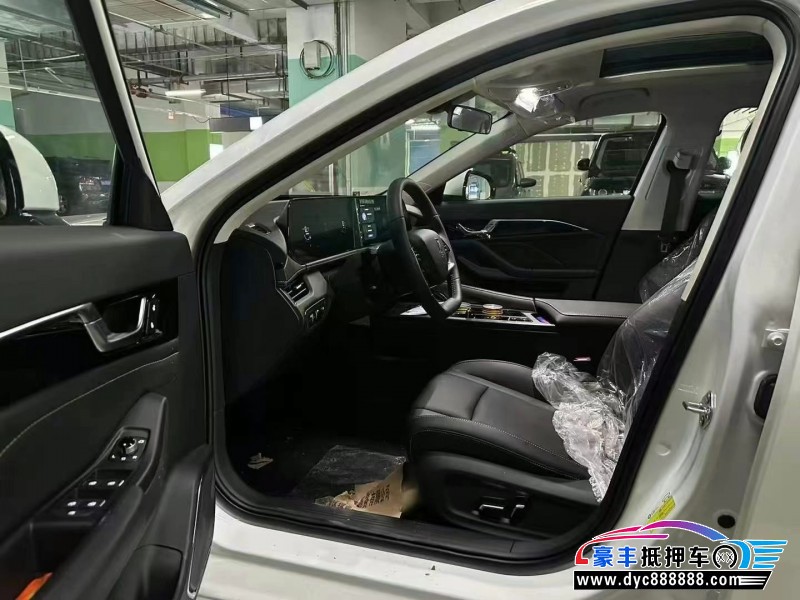 24年奔腾B70轿车抵押车出售