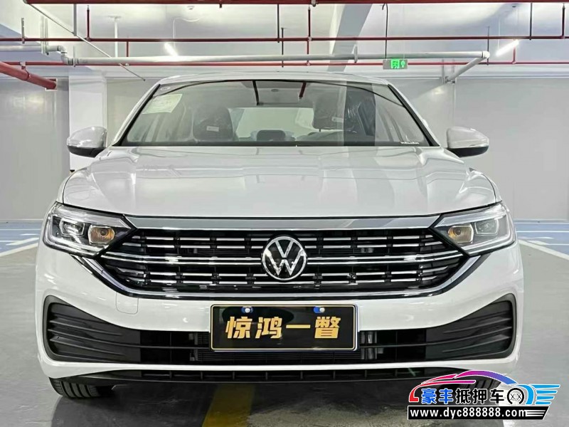 25年大众速腾轿车抵押车出售