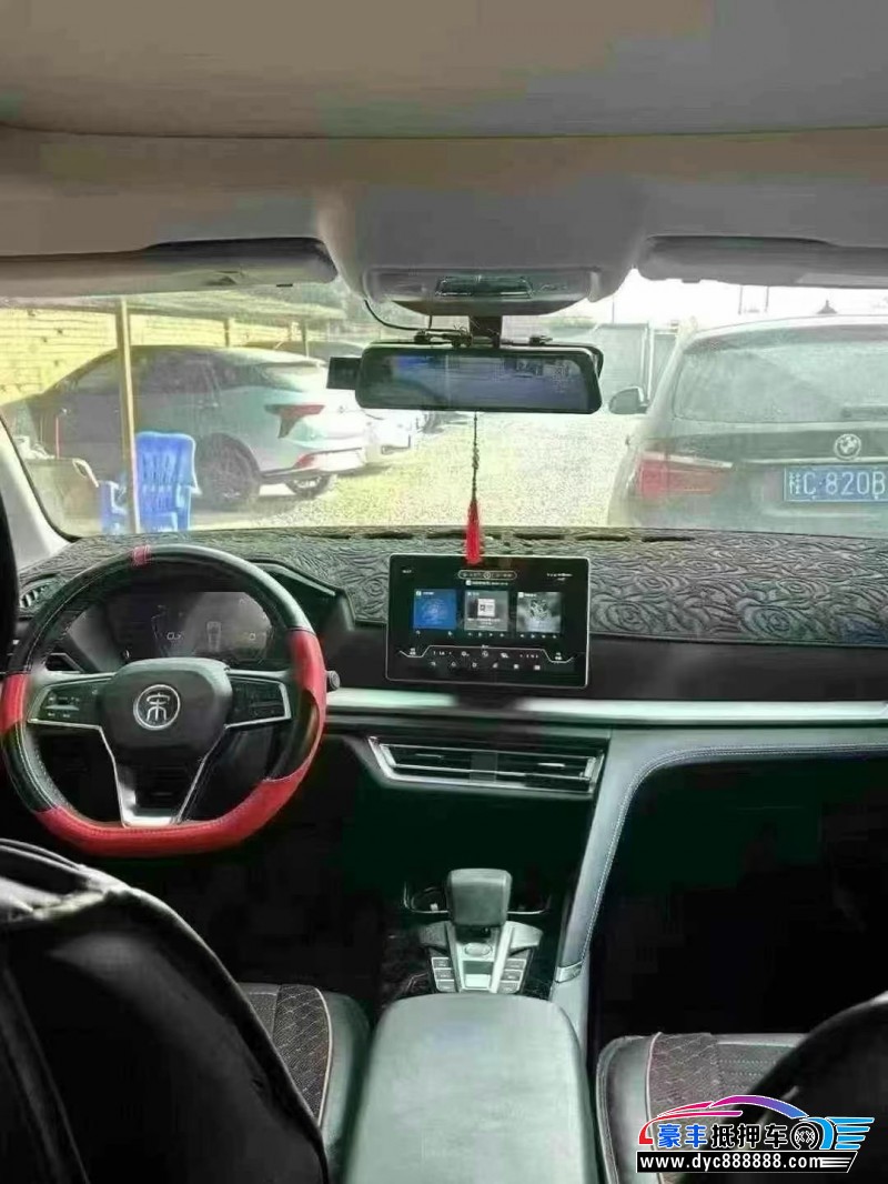 20年比亚迪宋轿车抵押车出售