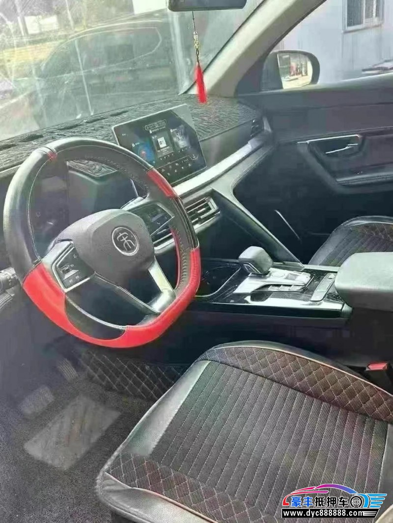 20年比亚迪宋轿车抵押车出售