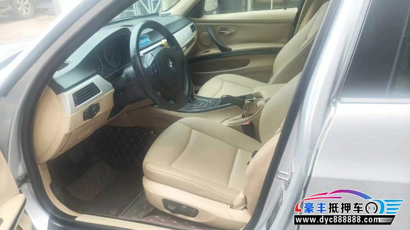 10年宝马3系轿车抵押车出售