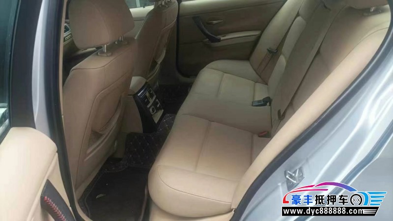 10年宝马3系轿车抵押车出售