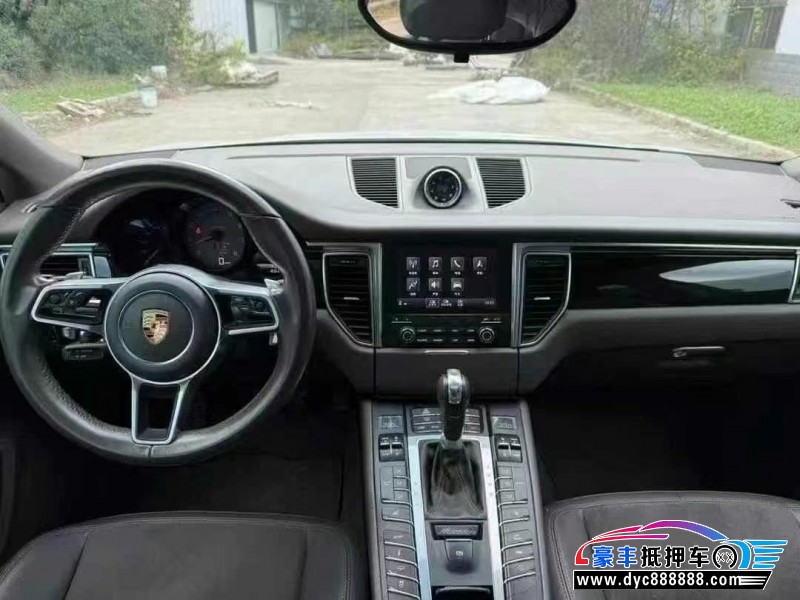 17年保时捷Macan迈凯轿车抵押车出售