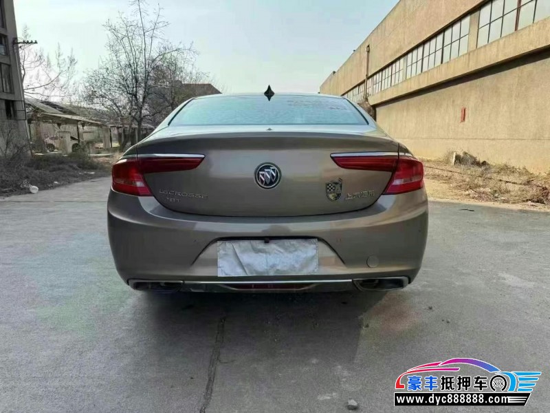 16年别克君越轿车抵押车出售