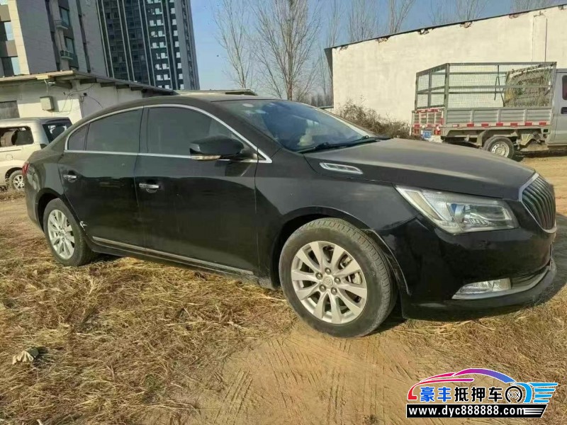 15年别克君越轿车抵押车出售