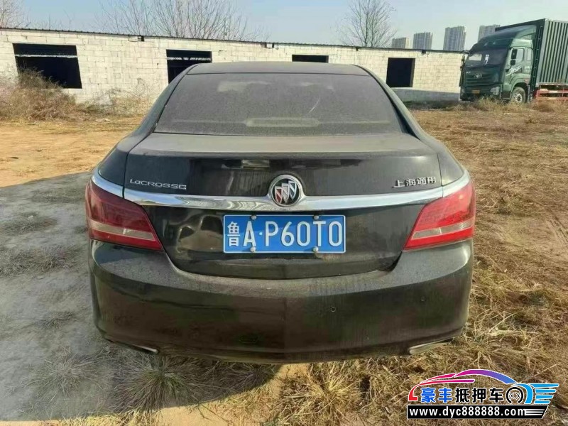 15年别克君越轿车抵押车出售