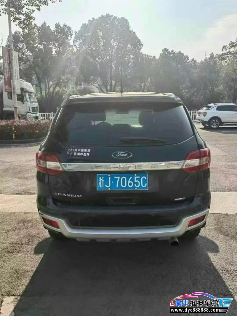 16年福特撼路者轿车抵押车出售