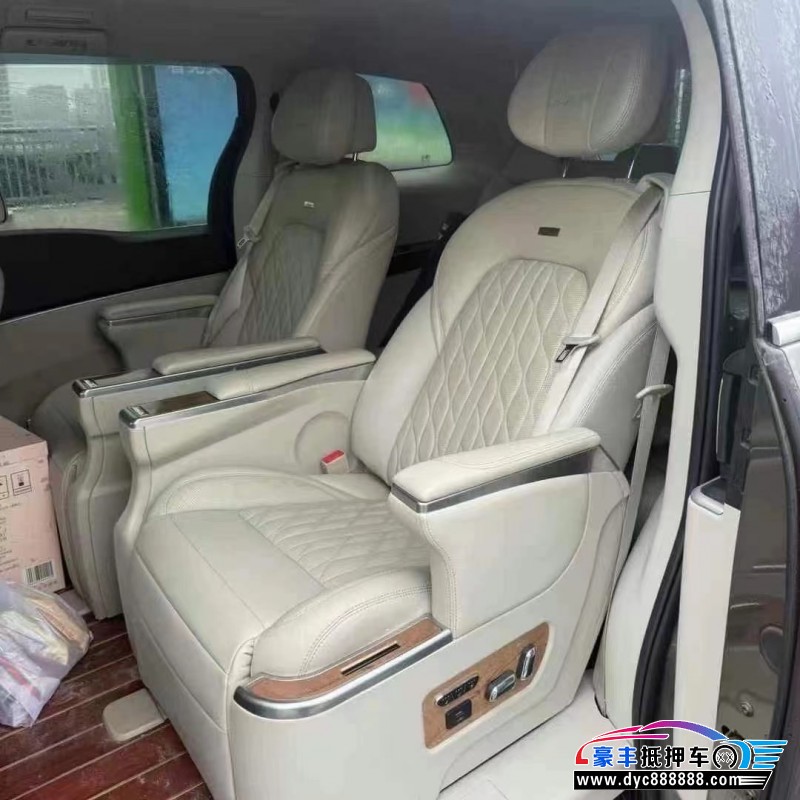 20年别克GL8MPV抵押车出售