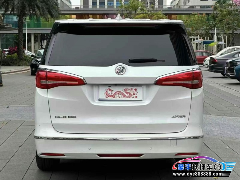 19年别克GL8轿车抵押车出售