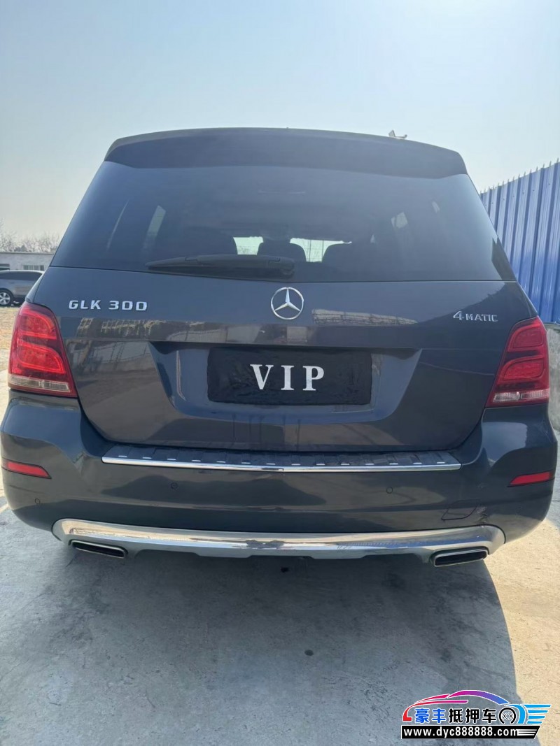 13年奔驰GLK轿车抵押车出售