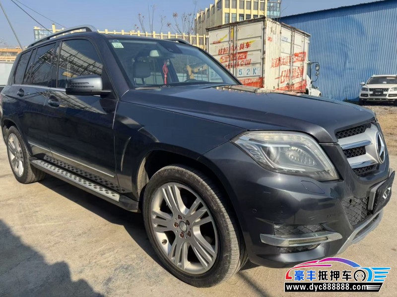 13年奔驰GLK轿车抵押车出售