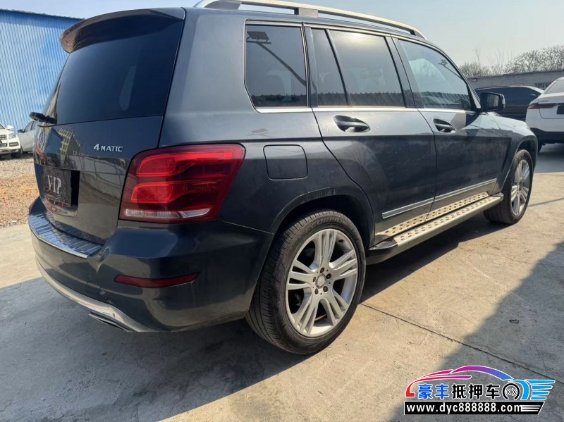 13年奔驰GLK轿车抵押车出售