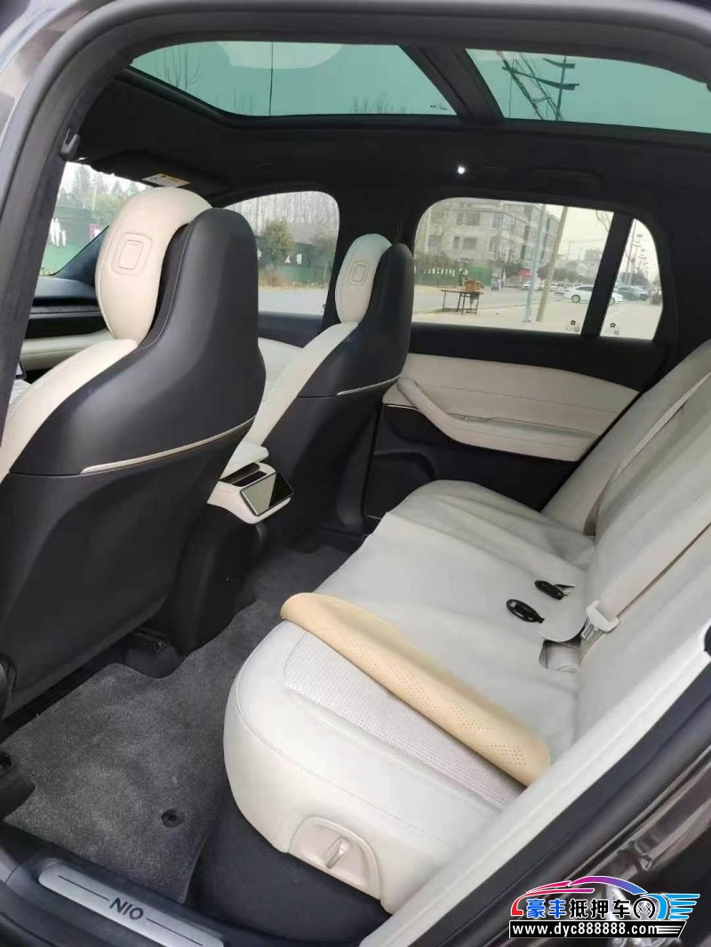 24年蔚来ES6轿车抵押车出售