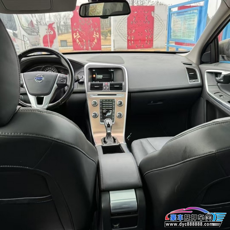15年沃尔沃XC60轿车抵押车出售