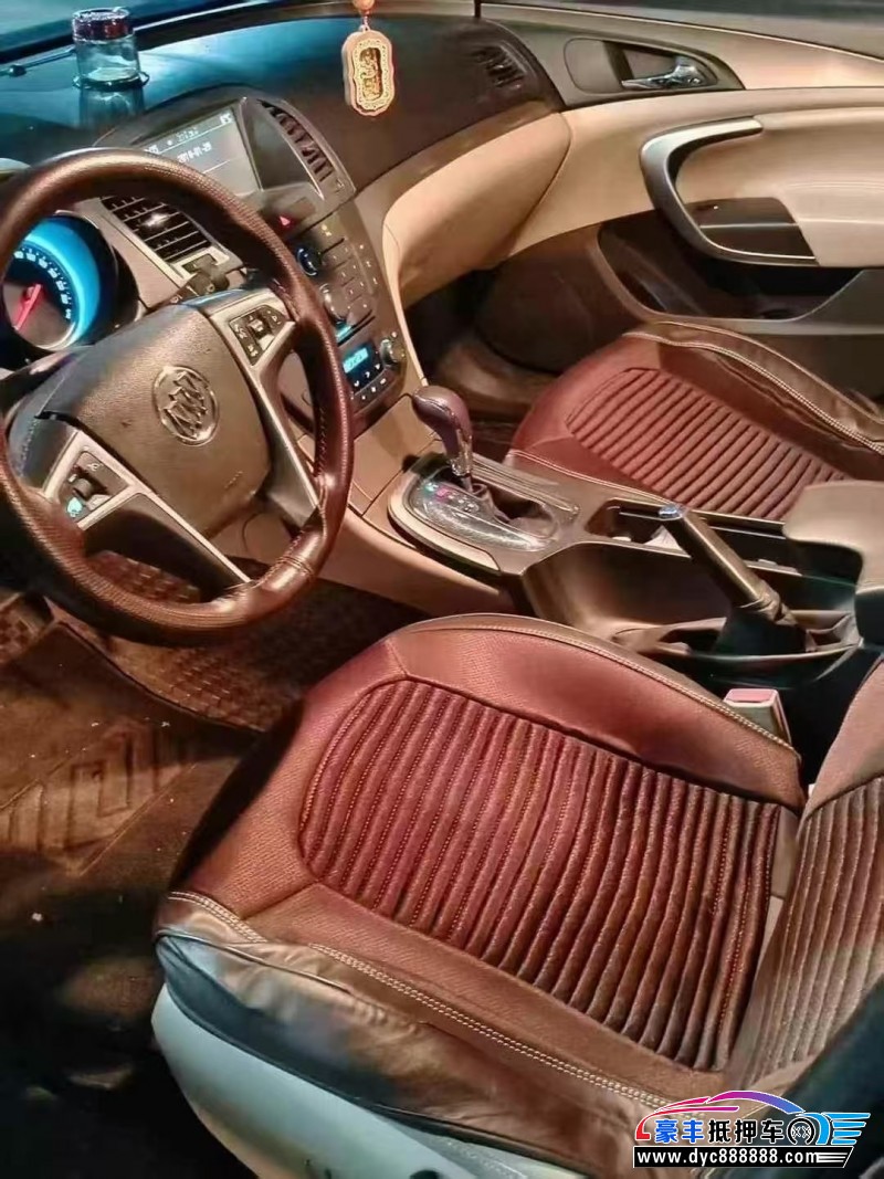 12年别克君威轿车抵押车出售