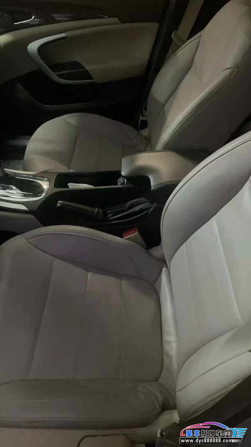 16年别克君威轿车抵押车出售