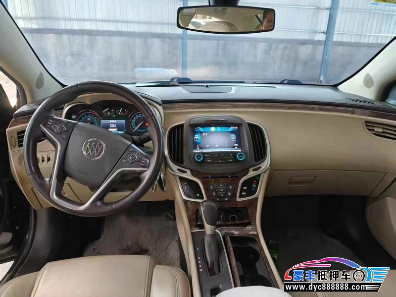 15年别克君威轿车抵押车出售