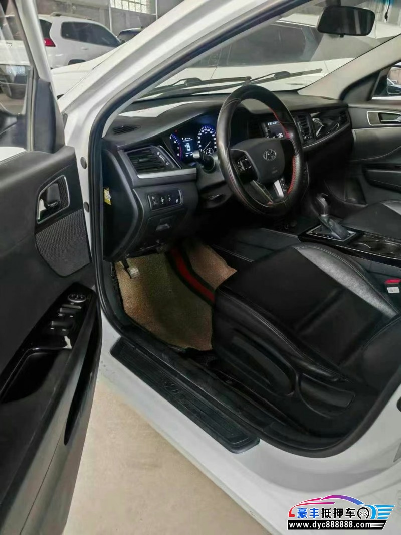 19年现代名图轿车抵押车出售