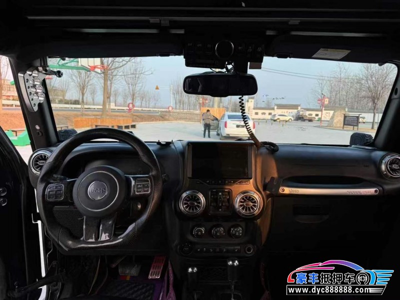 19年Jeep牧马人轿车抵押车出售