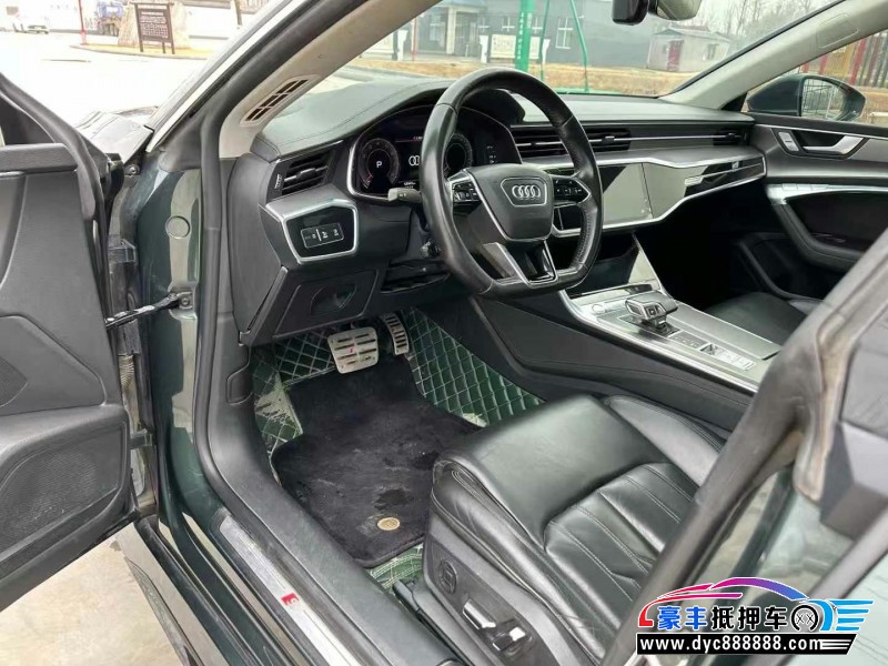 19年奥迪A7轿车抵押车出售