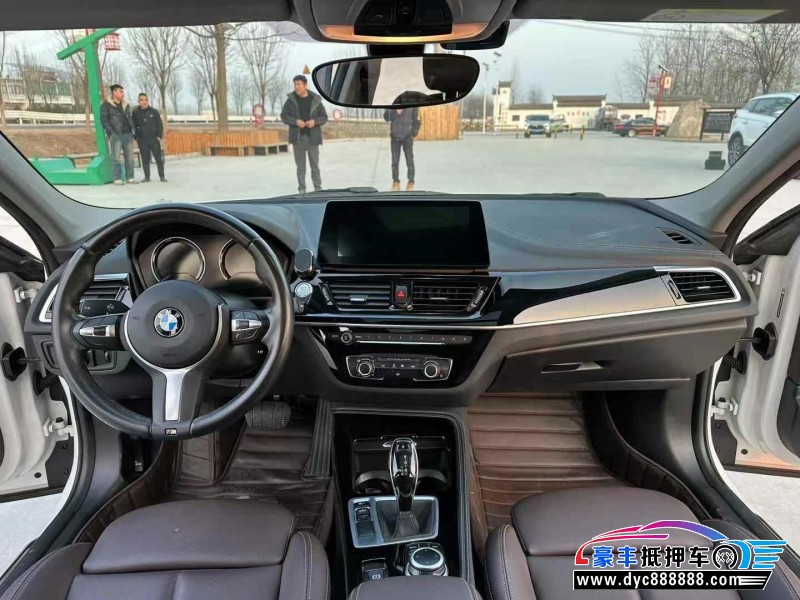 22年宝马1系轿车抵押车出售