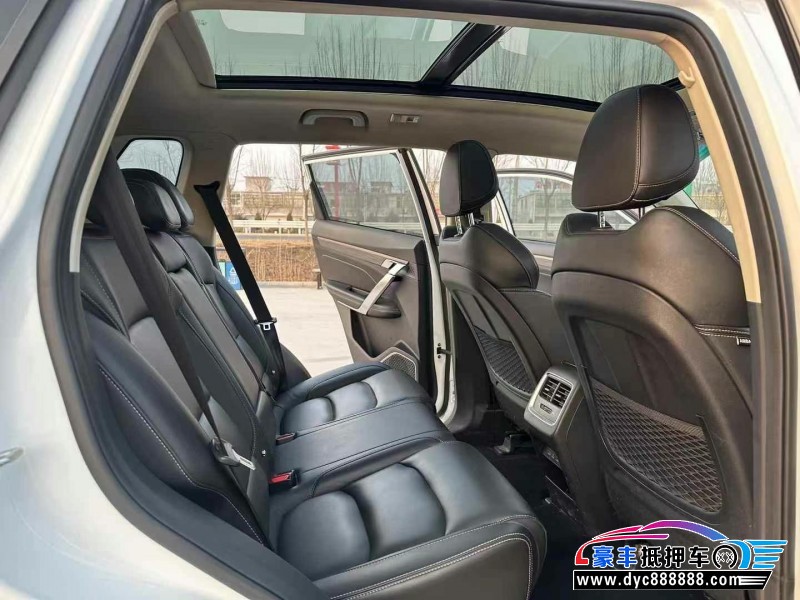 19年吉利博越轿车抵押车出售