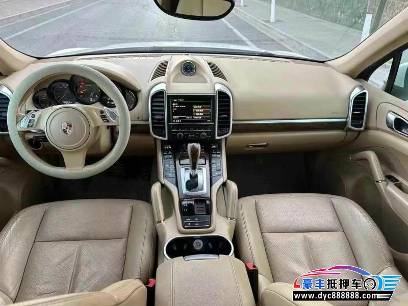 12年保时捷卡宴轿车抵押车出售