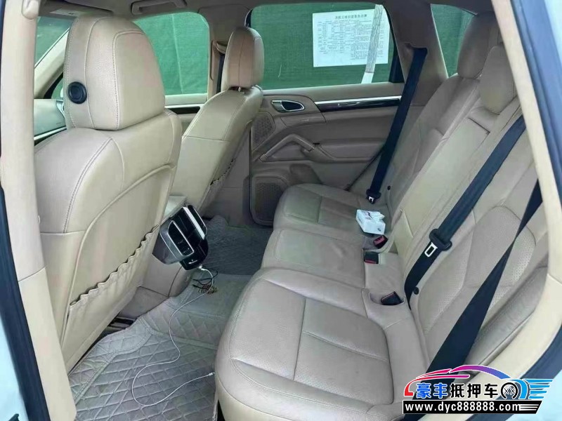 12年保时捷卡宴轿车抵押车出售