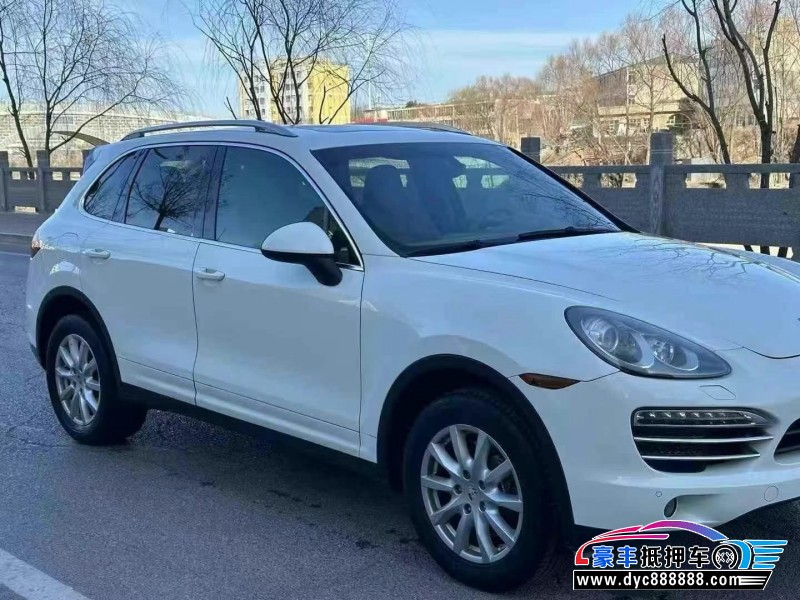 12年保时捷卡宴轿车抵押车出售