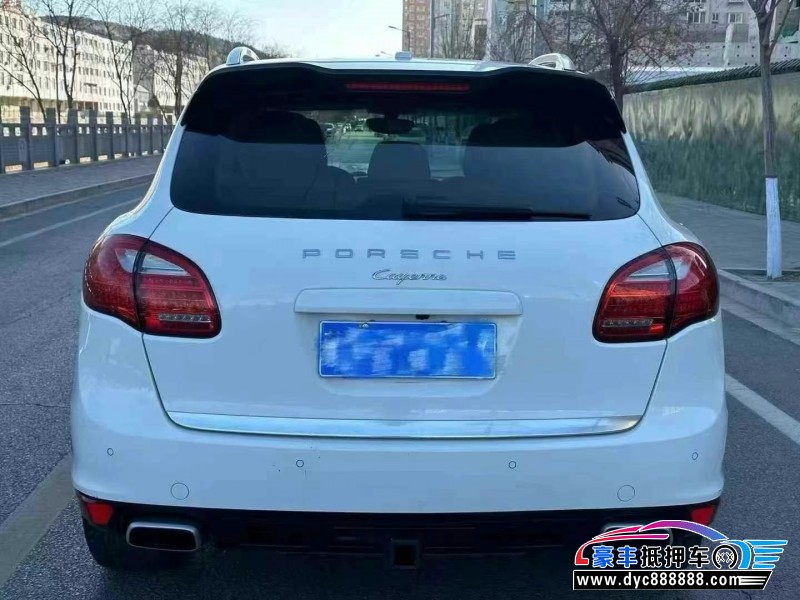 12年保时捷卡宴轿车抵押车出售