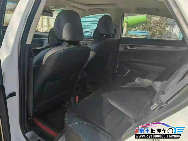 18年吉利帝豪GL轿车抵押车出售