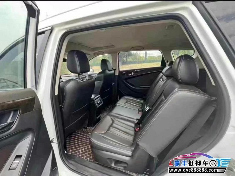 19年东风风光580轿车抵押车出售