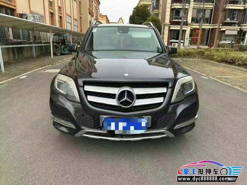 13年奔驰GLK轿车抵押车出售