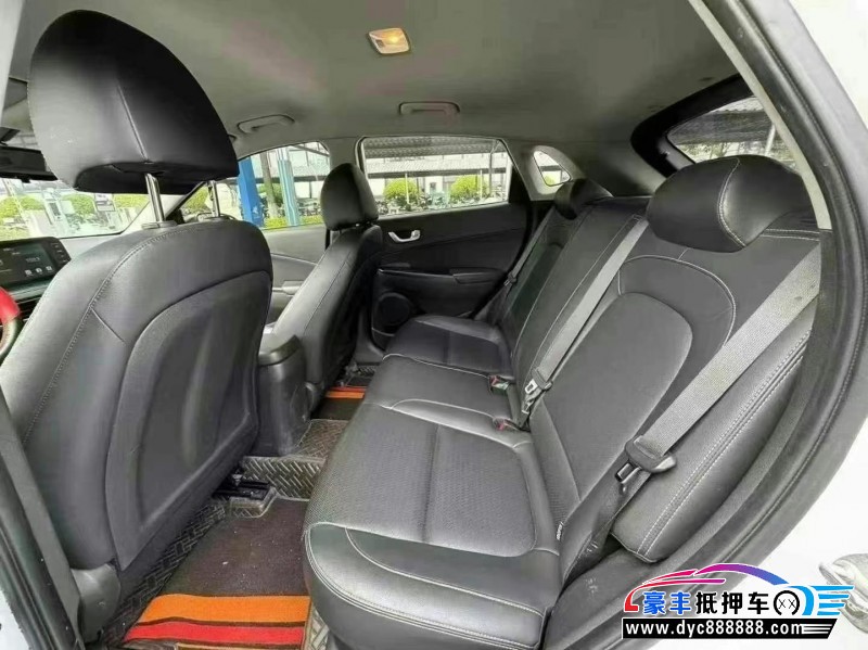 20年现代昂希诺轿车抵押车出售