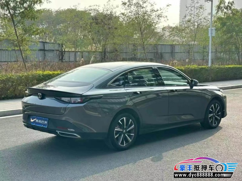 24年长安逸动轿车抵押车出售