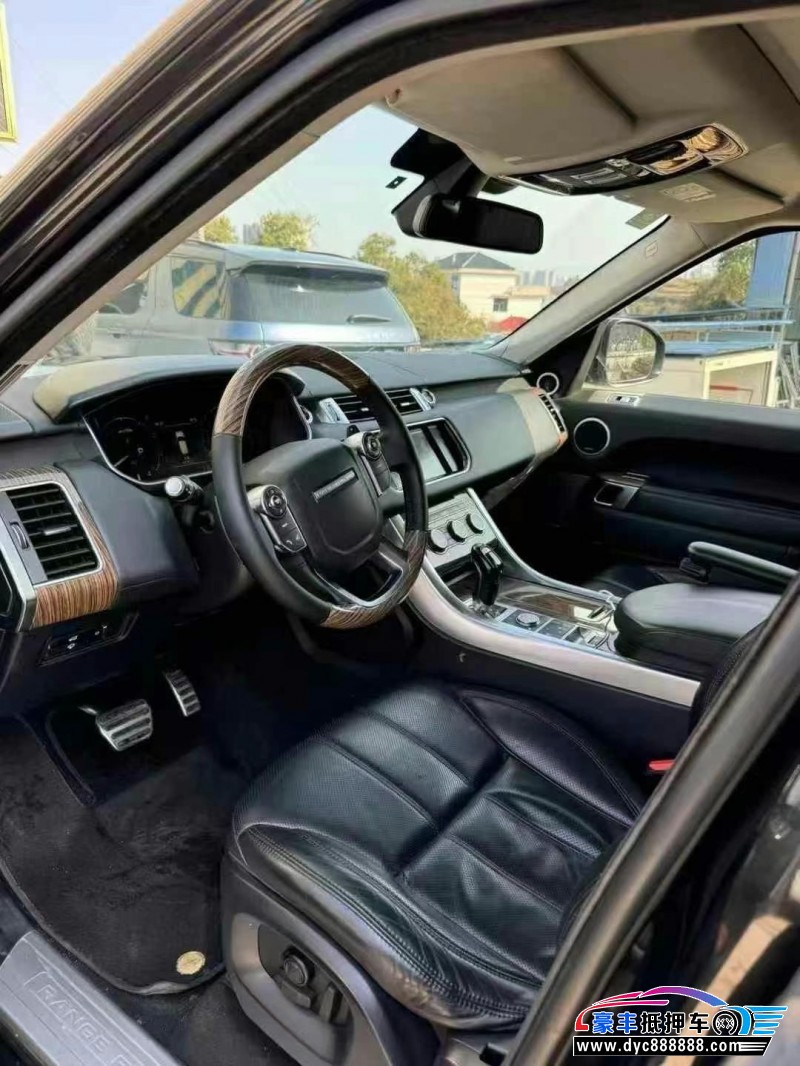 16年路虎揽胜运动轿车抵押车出售