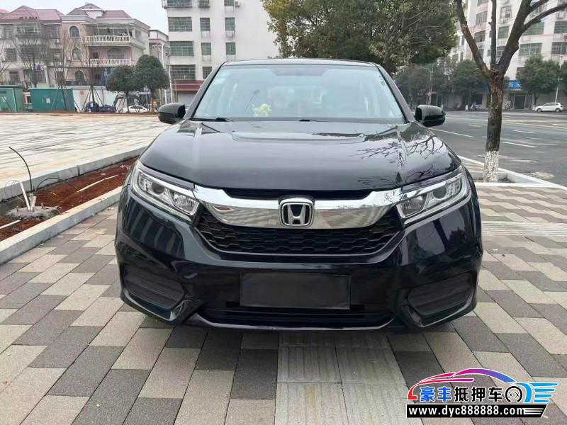 18年本田冠道轿车抵押车出售