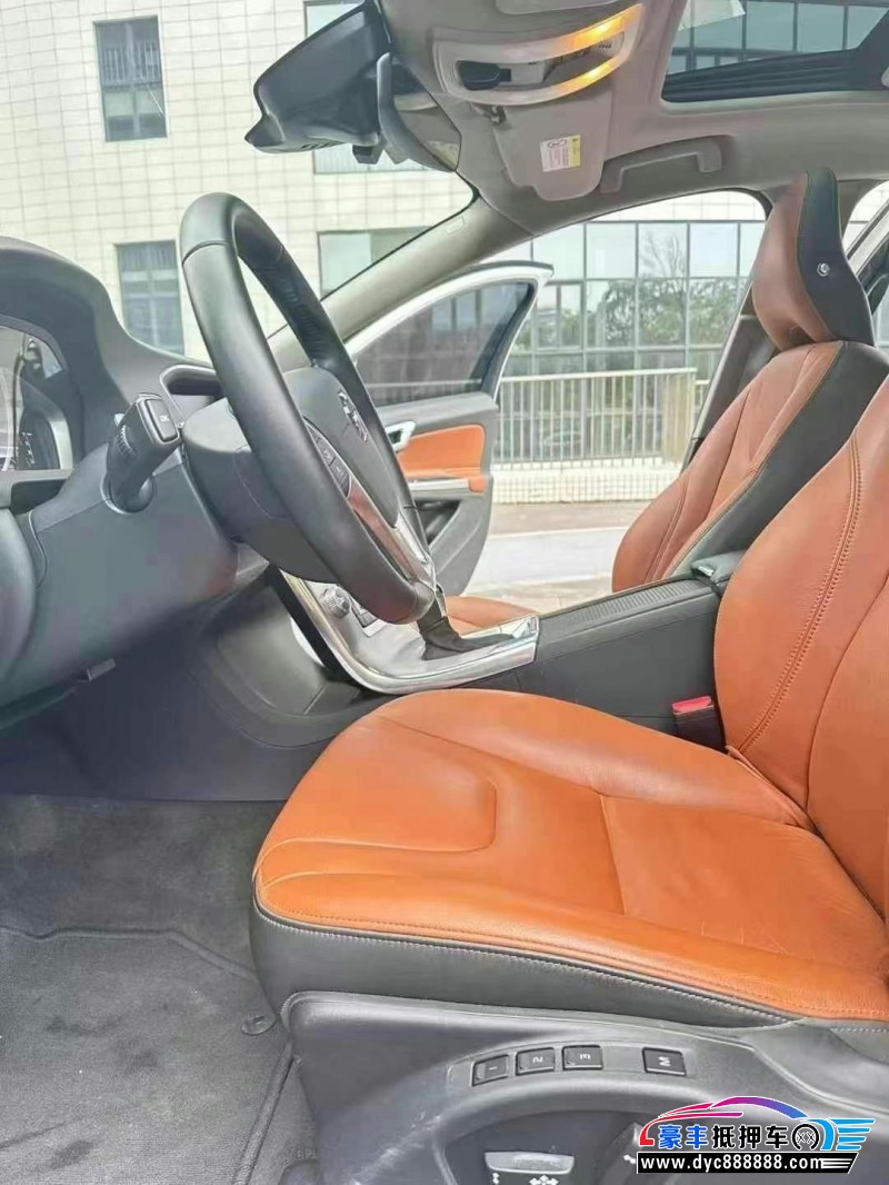 20年沃尔沃S60L轿车抵押车出售