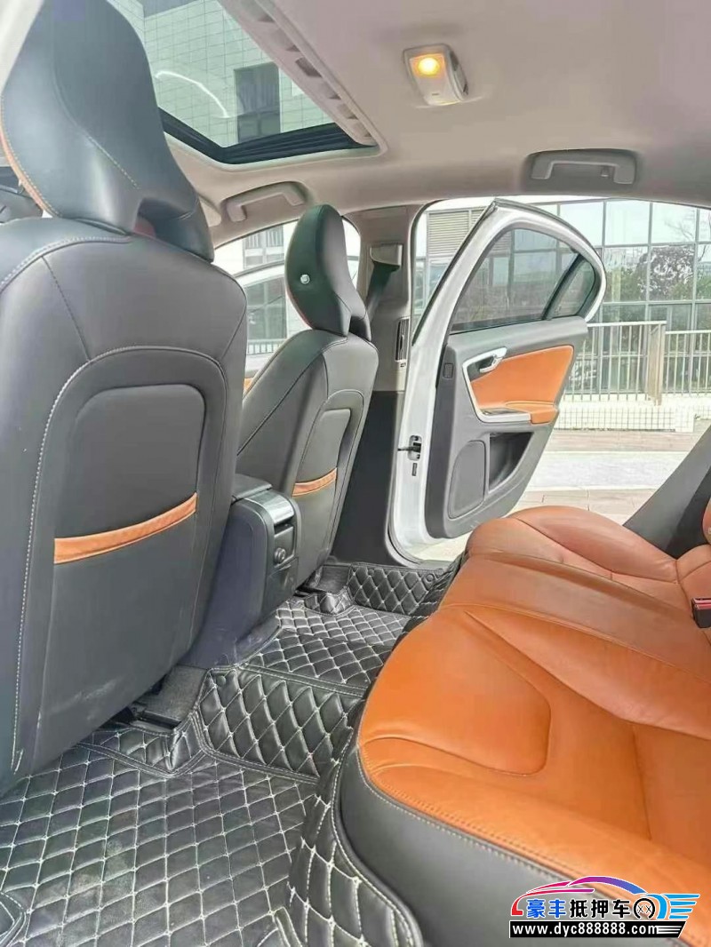 20年沃尔沃S60L轿车抵押车出售