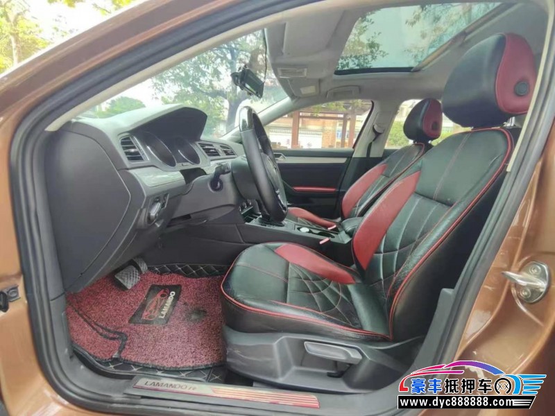 17年大众凌渡轿车抵押车出售