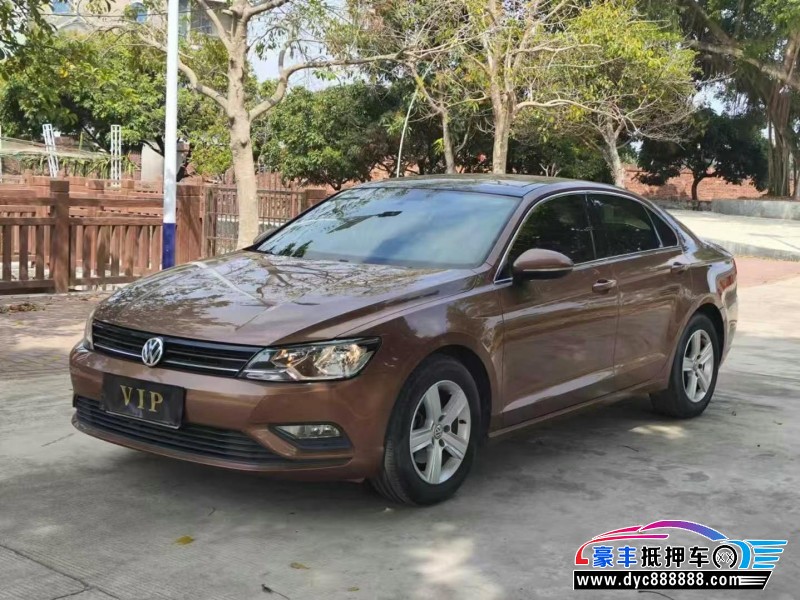 17年大众凌渡轿车抵押车出售